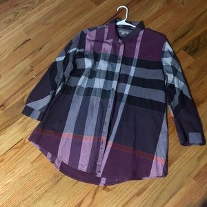 Authentic Burberry button 3/4 sleeves
